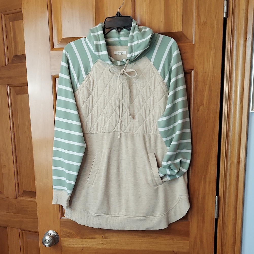 Maurices Cozy Striped Green, Beige Cowl Neck Hooded Sweatshirt Size XL Like New